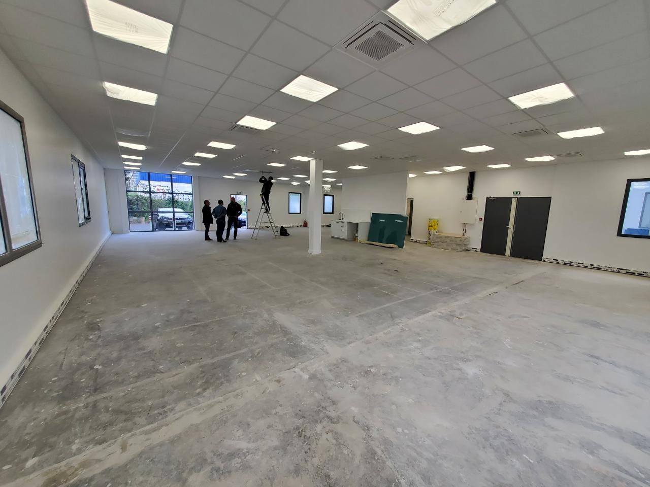 Local d'activité Saint Thibault des Vignes 1071m² Location local d'activité Saint Thibault des Vignes Seine-et-Marne OLACT2205728 1
